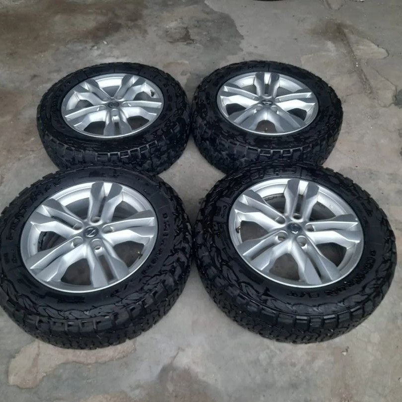 VELG MOBIL BEKAS ORIGINAL OFFROAD XTRAIL RING 17 LEBAR 6,5 BAUT 5X114 SILVER BAN ACCELERA CT 225 65 
