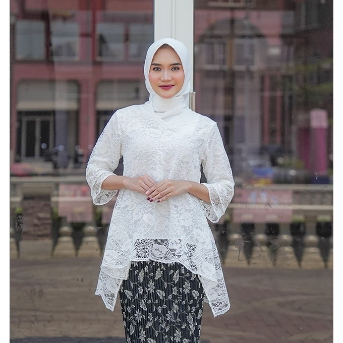 Atasan Kebaya Rinjani Brokat / Atasan kebaya brokat Kebaya Pesta / Baju Tunangan Modis Dan Cantik De