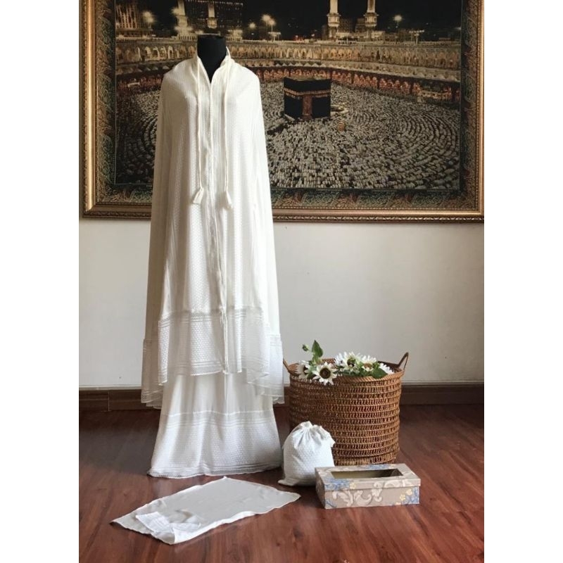 Mukena Premium Polos Set Sajadah