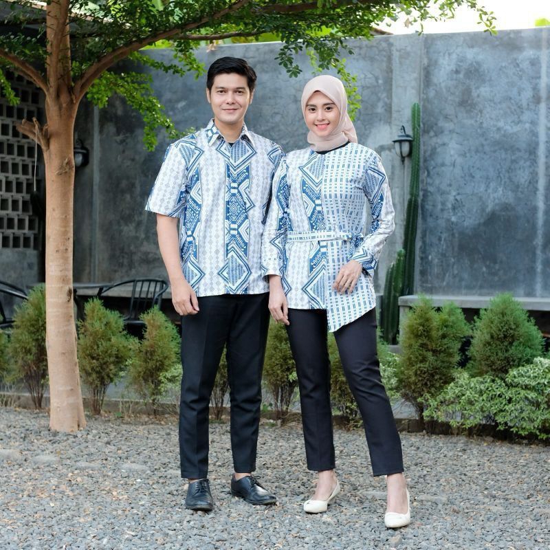 couple baju batik wanita moderen blus batik wanita kantor