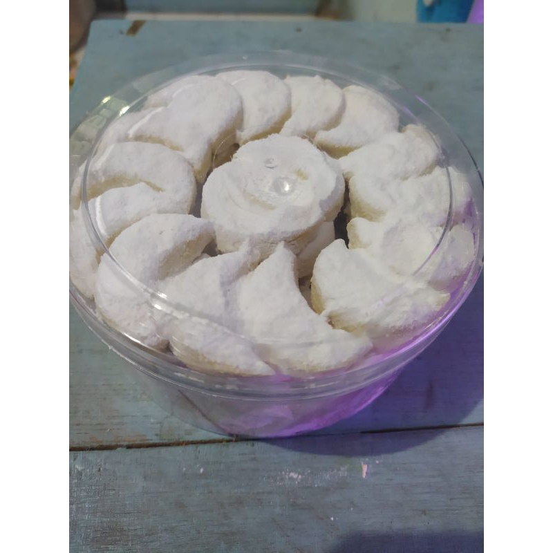

Kue Putri Salju Berat 500 Gr