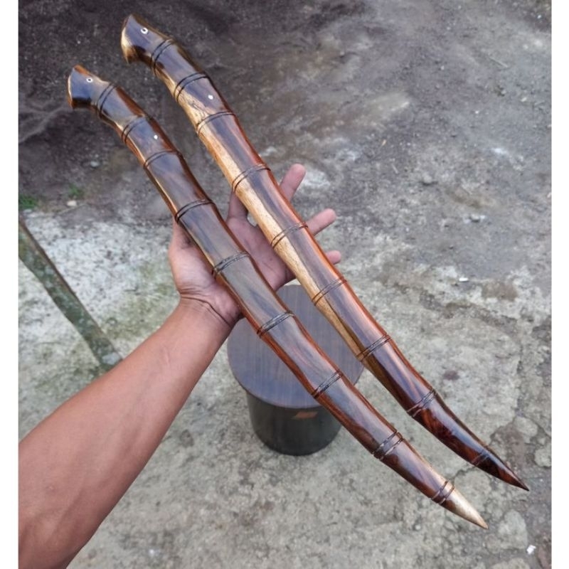 KERAJINAN TANGAN MOTIF BAMBU