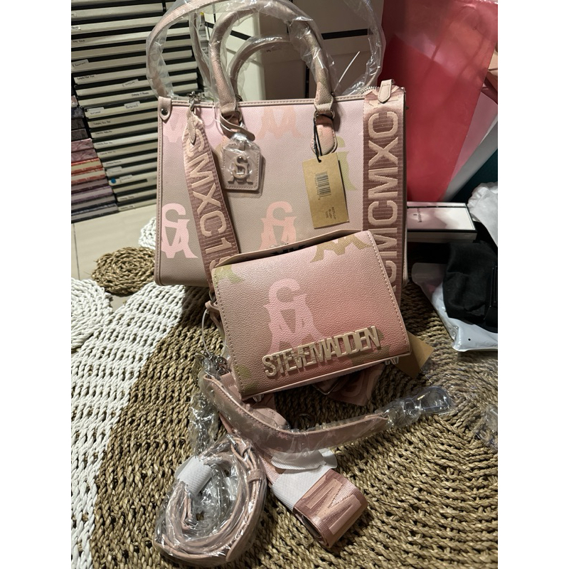 TAS STEVE MADDEN BGLOWING NEW BUKAN BEKAS SECOND PRELOVED READY STOCK  BALIKPAPAN BS BUTTONSCARVES B