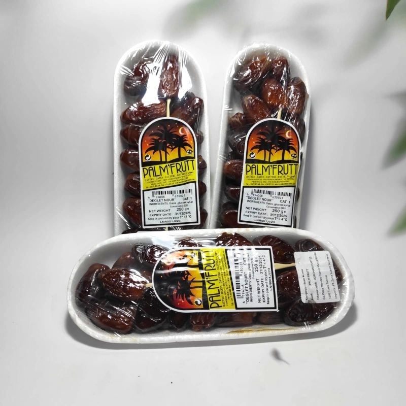 

Kurma PalmFruit 250gr Tangkai Kurma Tunisia