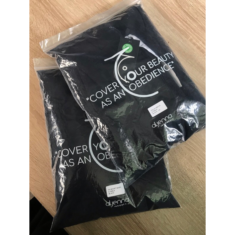 HALLA ABAYA & FK SHORT BASIC | ALJENNA