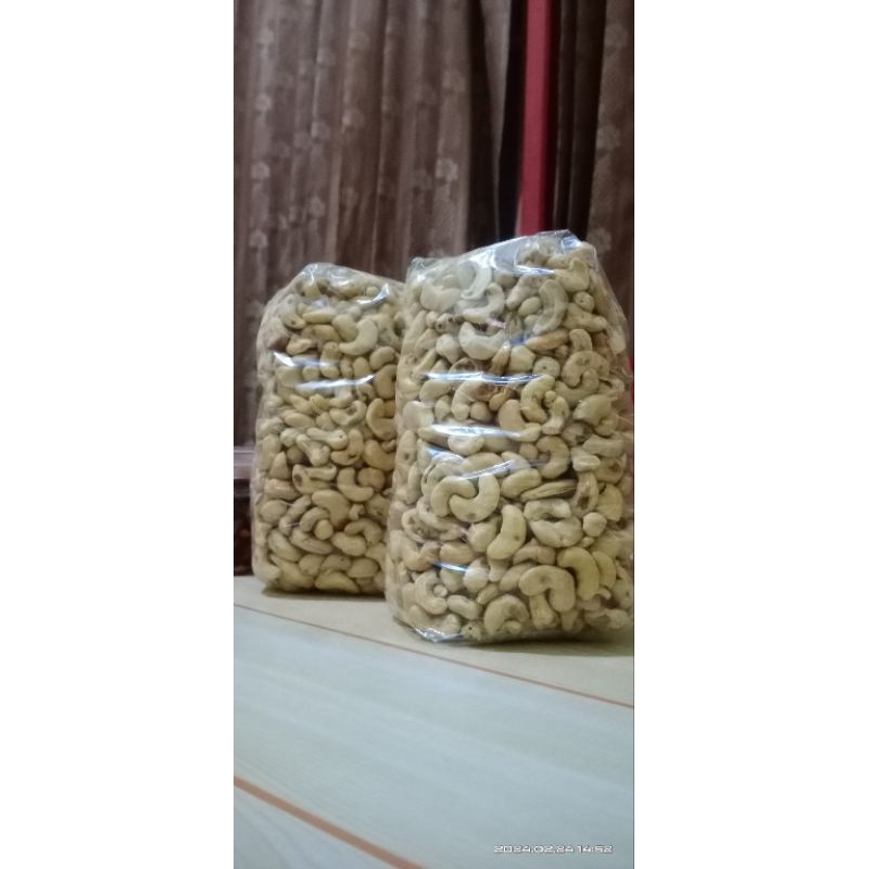 

kacang mete super 1kg