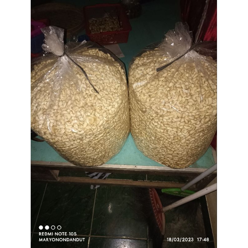 

Kacang Mete
