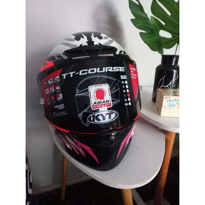 helm kyt tt course carnage marvel