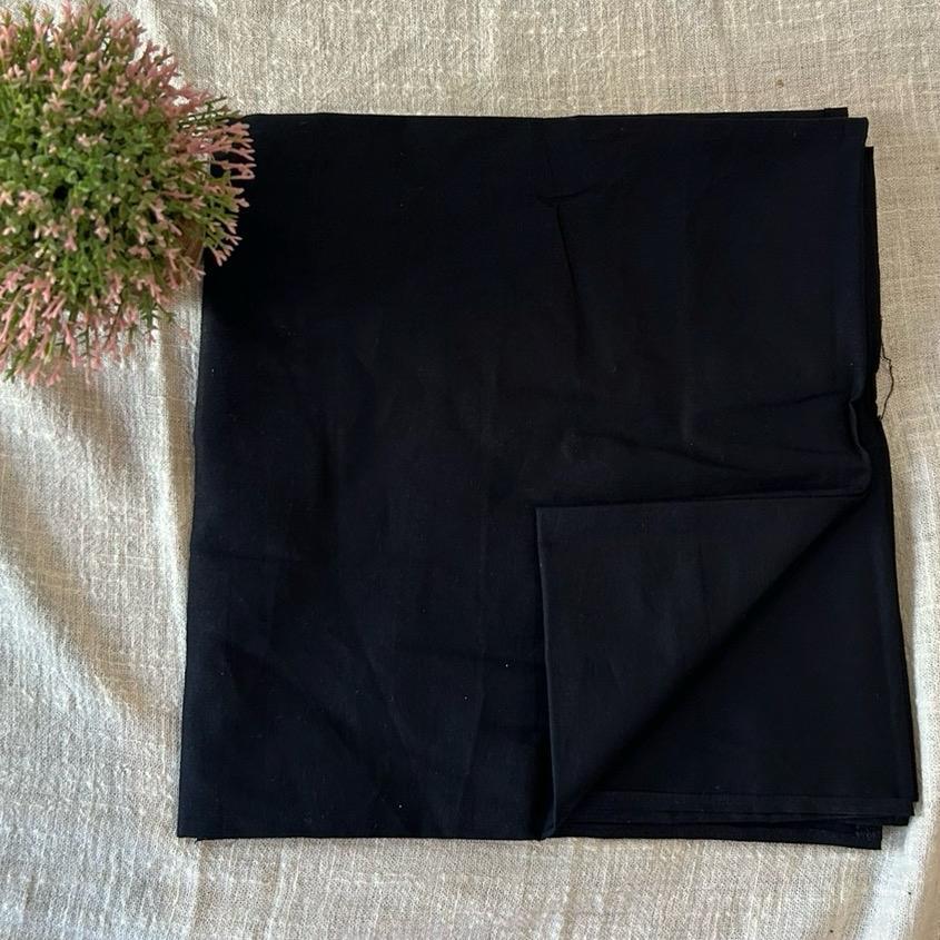 udeng hitam lembaran