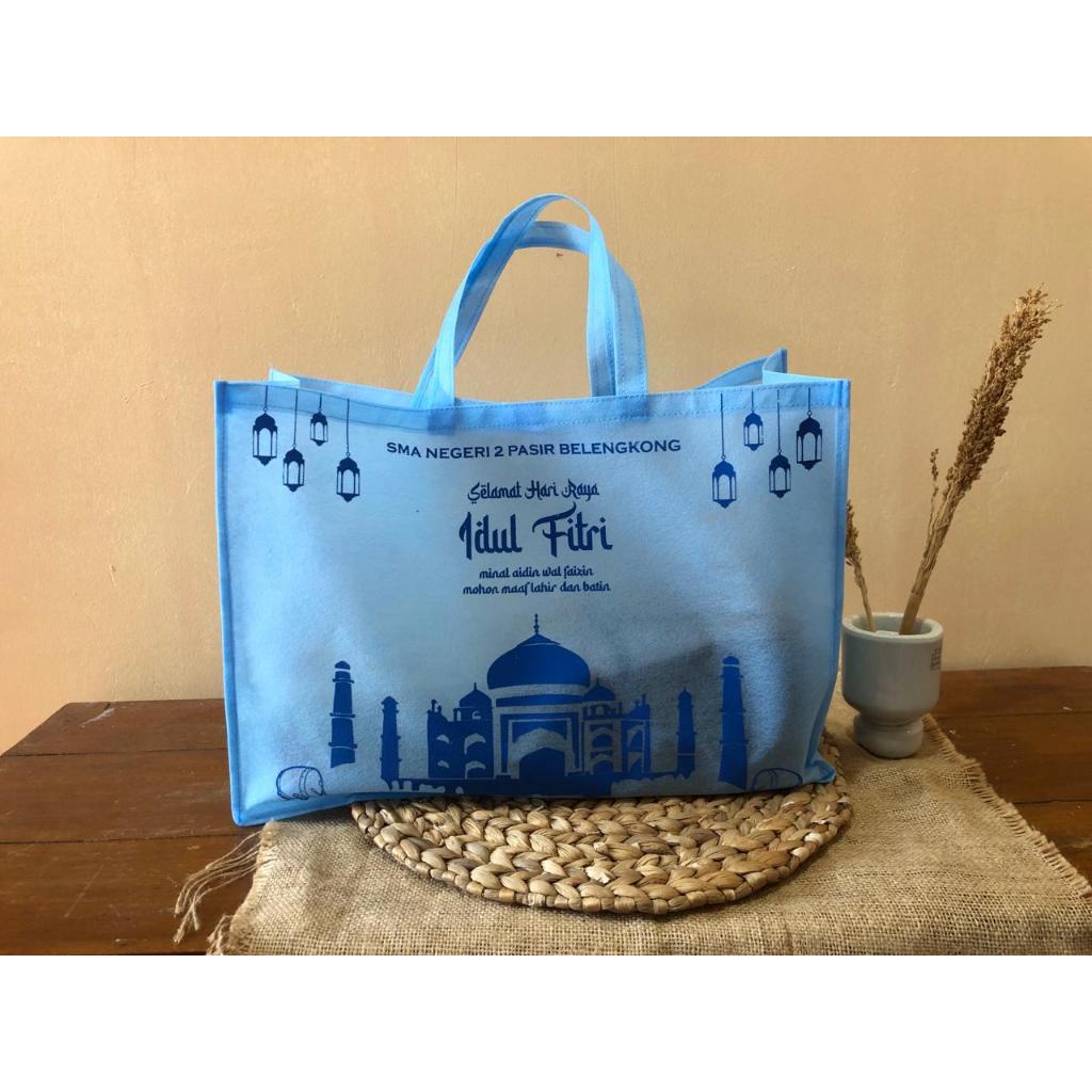 

Tas Parsel Lebaran Custom Meriahkan Lebaran Anda