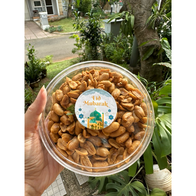 

Kacang Bali hampers lebaran