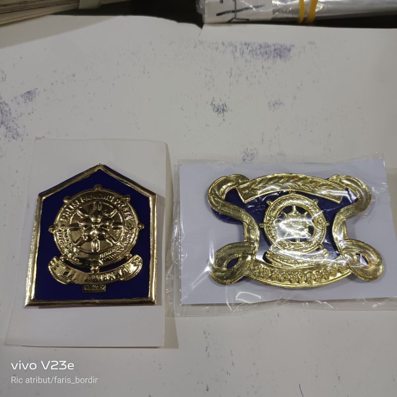 EMBLEM POL PP SEGILIMA EMBLEM POL PP KUPU KUPU