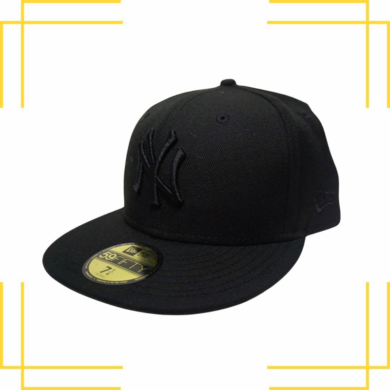 New York Yankees New Era 59FIFTY Cap Blackout 71/4