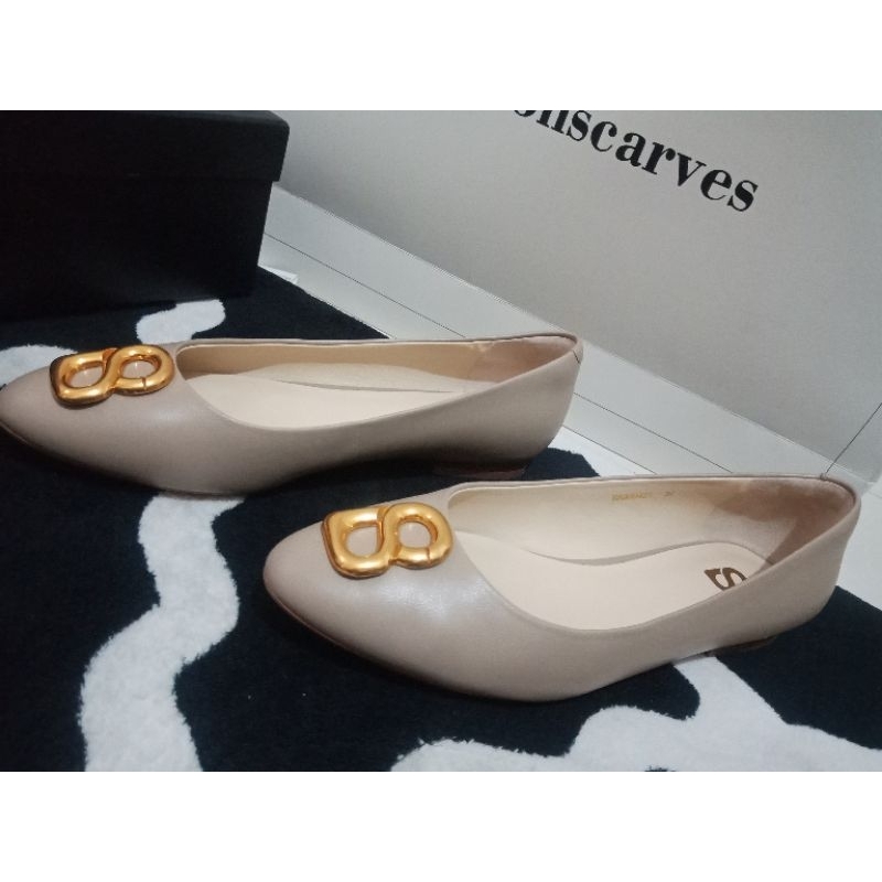 BUTTONSCARVES shoes | Preloved Sepatu Buttonscarves Size 37