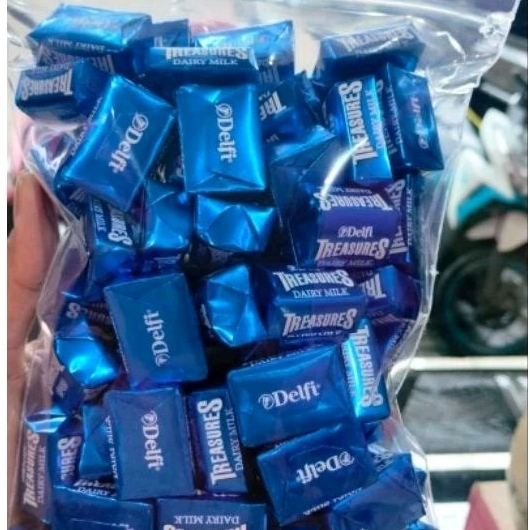 

Coklat delfi treasure treasures milk 500gram isi 48pcs original murah