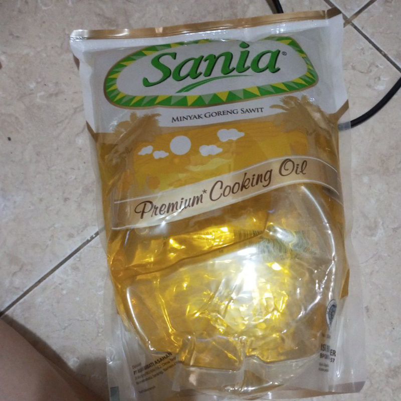 

minyak goreng Sania 2 L