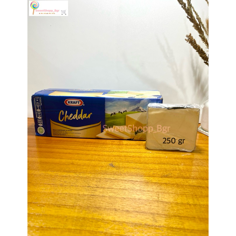 

Keju KRAFT Cheddar 250gr (Repack) / KRAFT Cheese Cheddar 250 gr (Repack)