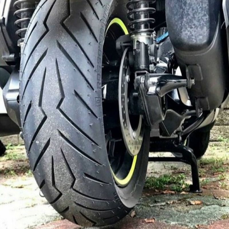 Ban Aerox Pirelli diablo rosso 140/70 R14 dan 120/70 Ring 14