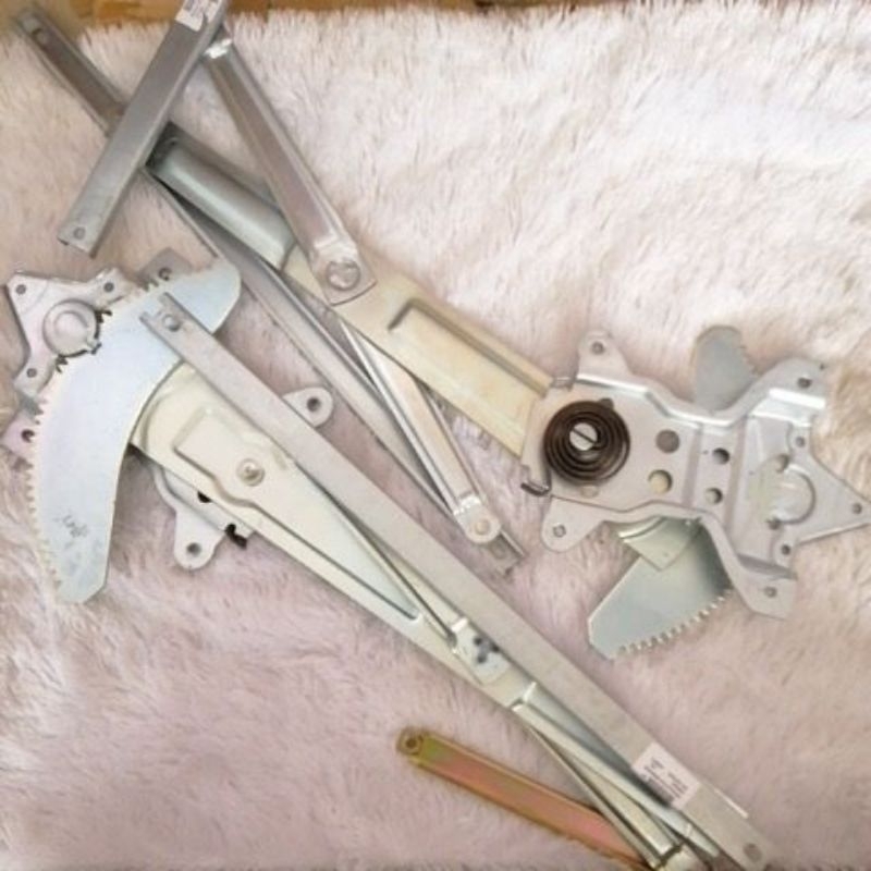 Window Regulator Depan Kijang Grand, Kapsul Kiri /Kanan Tipe Power Window