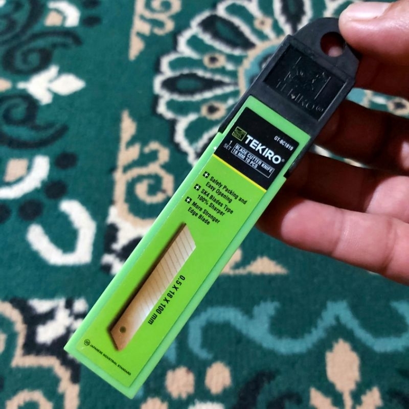 

ISI MATA CUTTER BESAR 10 PCS TEKIRO GT-BC1819 REFILL BLADE CUTTER KNIFE 18 MM 10 PCS TEKIRO GT-BC1819