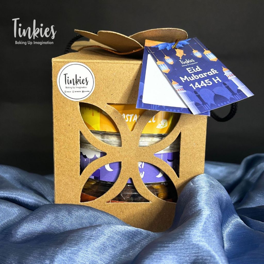 

Hampers Tinkies Kue Kering Premium (3 Toples 250gr)