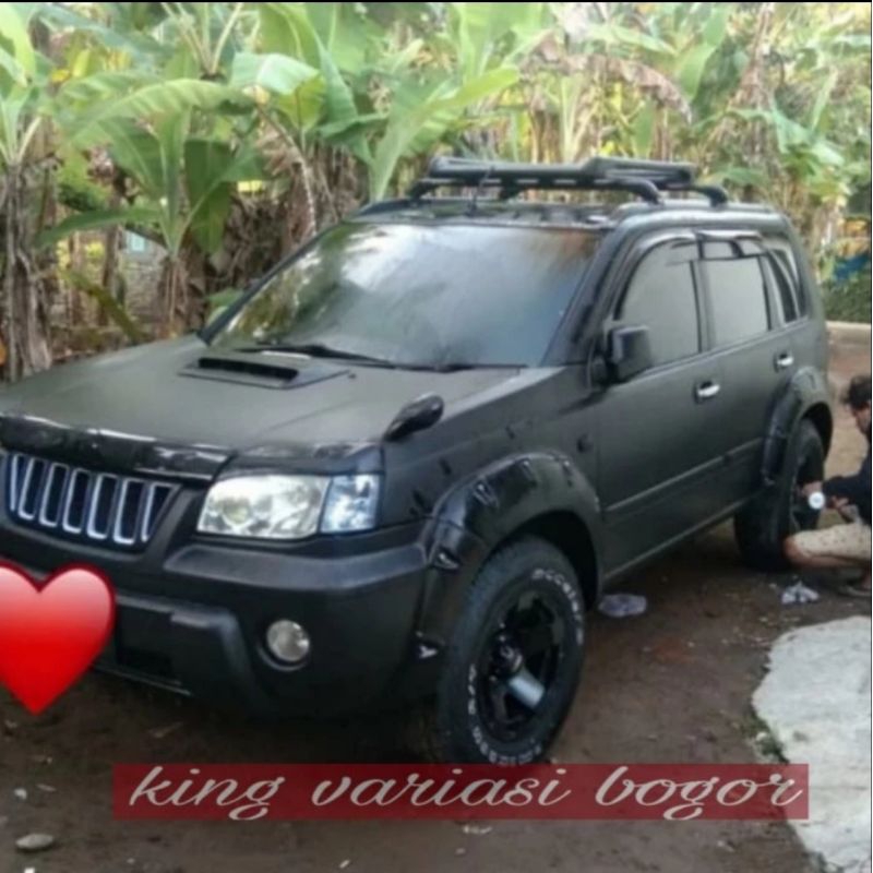 over fender Nissan X-Trail t30