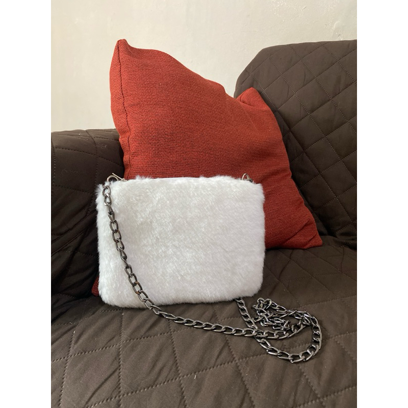 Mini Fluffy Sling Bag - Sling Bag Bulu Korea by Hoccoshop