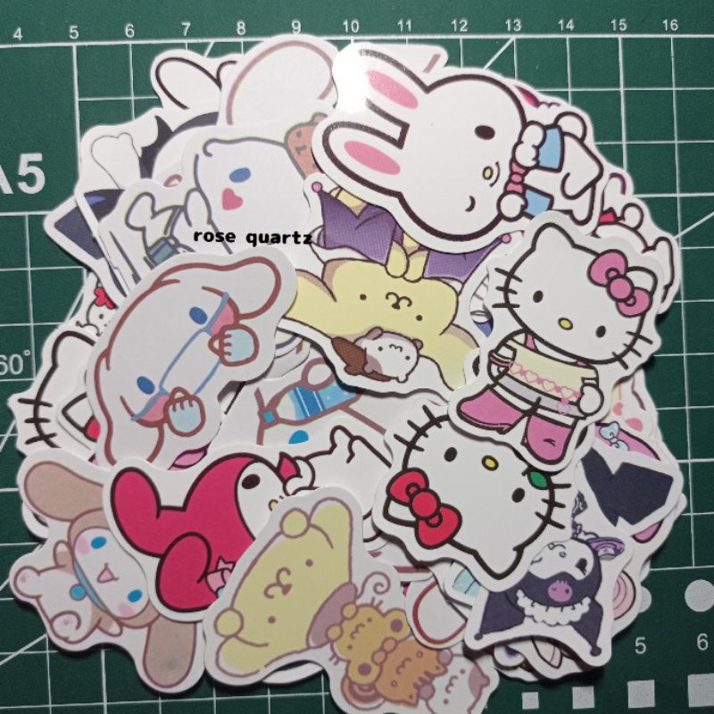 

[JANGAN DI CO] STIKER SANRIO CUTE BEAR KUROMI/CINNAMOROLL/MELODY/ STIKER WATERPRROOF/ STICKER KARTUN JAPAN SANRIO