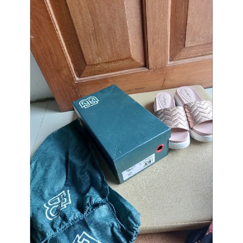 Preloved Sandal Everbest