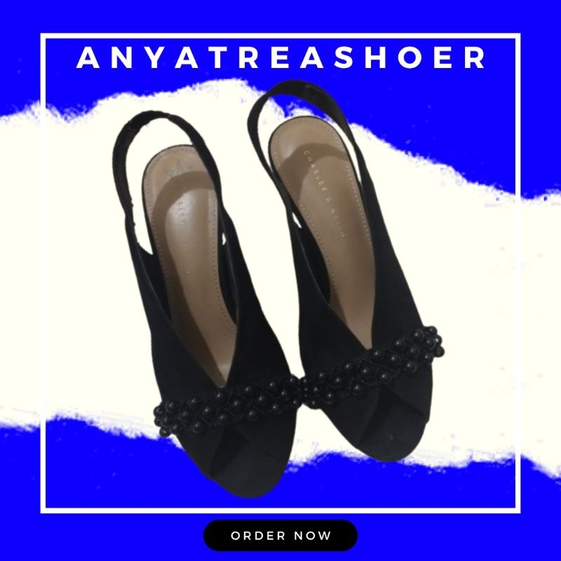 Sepatu Charles & Keith