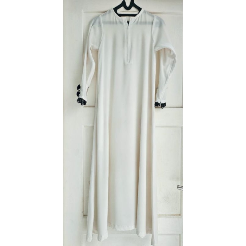 preloved 1 set gamis putih syari anak