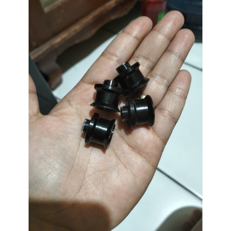 adaptor hub old 95 whelseet pushbike