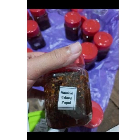 

sambal Gemoy berbagai varian rasa : cumi, talang, bawang,sambal talang,sambal undang papai, sambal baby cumi, sambal Pete dan sambal talang