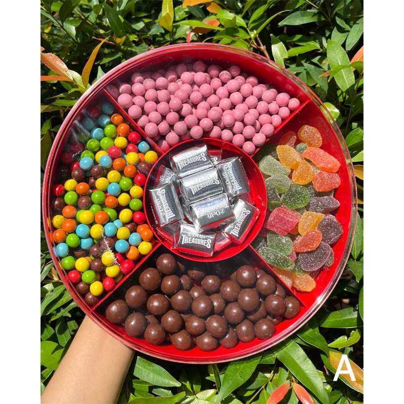 

Cokelat Lebaran Sekat Lima