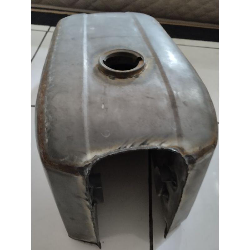 Tangki cb 200  bahan galvanis