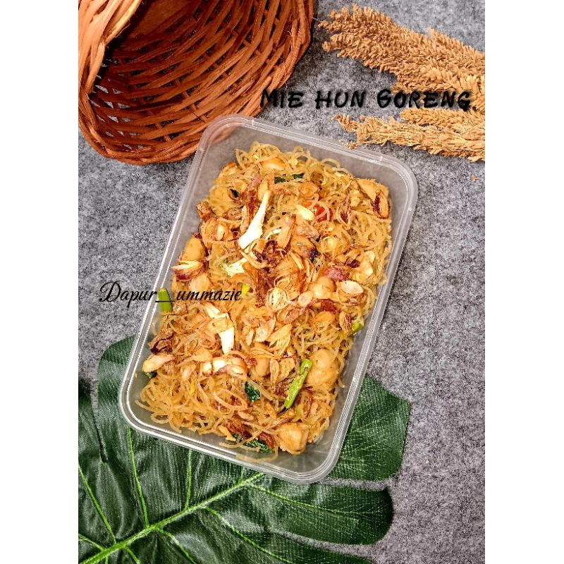 

MASAKAN RUMAHAN CATERING MIE HUN GORENG