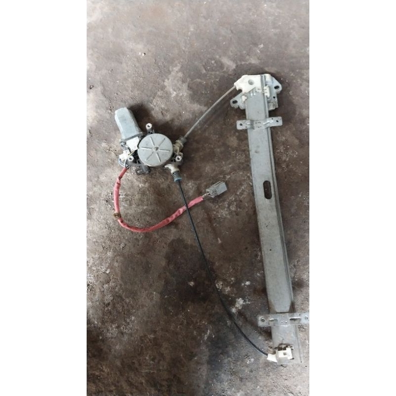 regulator power window depan kanan city gd8/jazz gd3