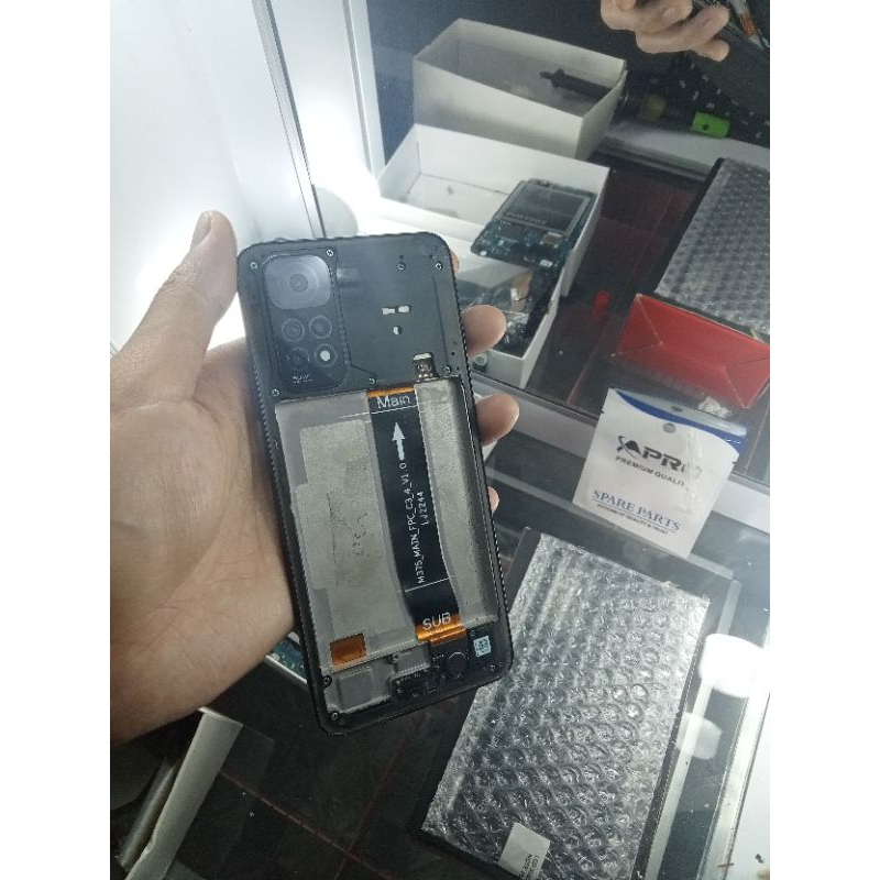 LCD+Frame Redmi Note11 4G Copotan Bahan