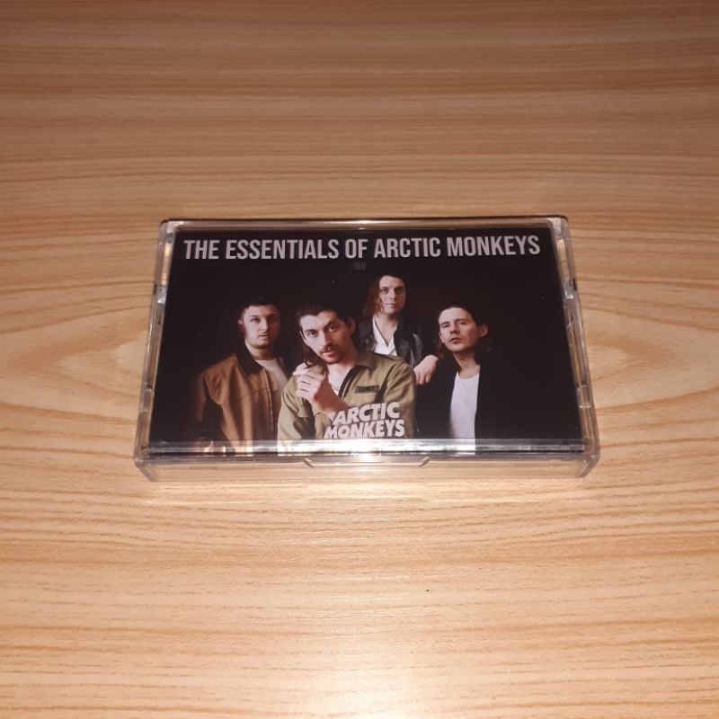 Kaset ARCTIC MONKEYS - The Essentials Of - Bootleg