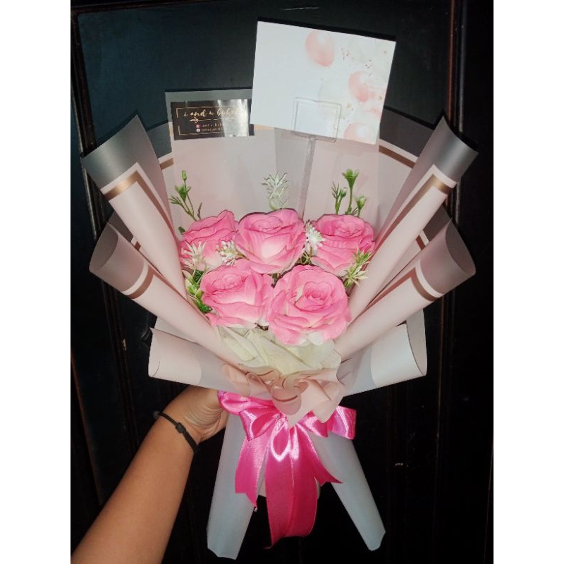 

buket bunga dan snack