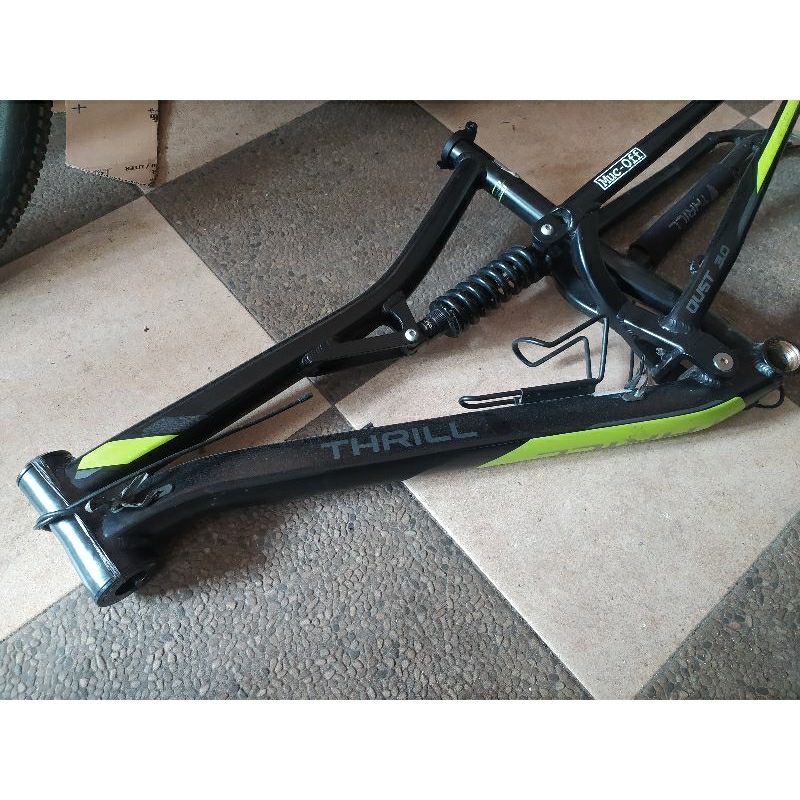 frame thrill oust size 27.5 L