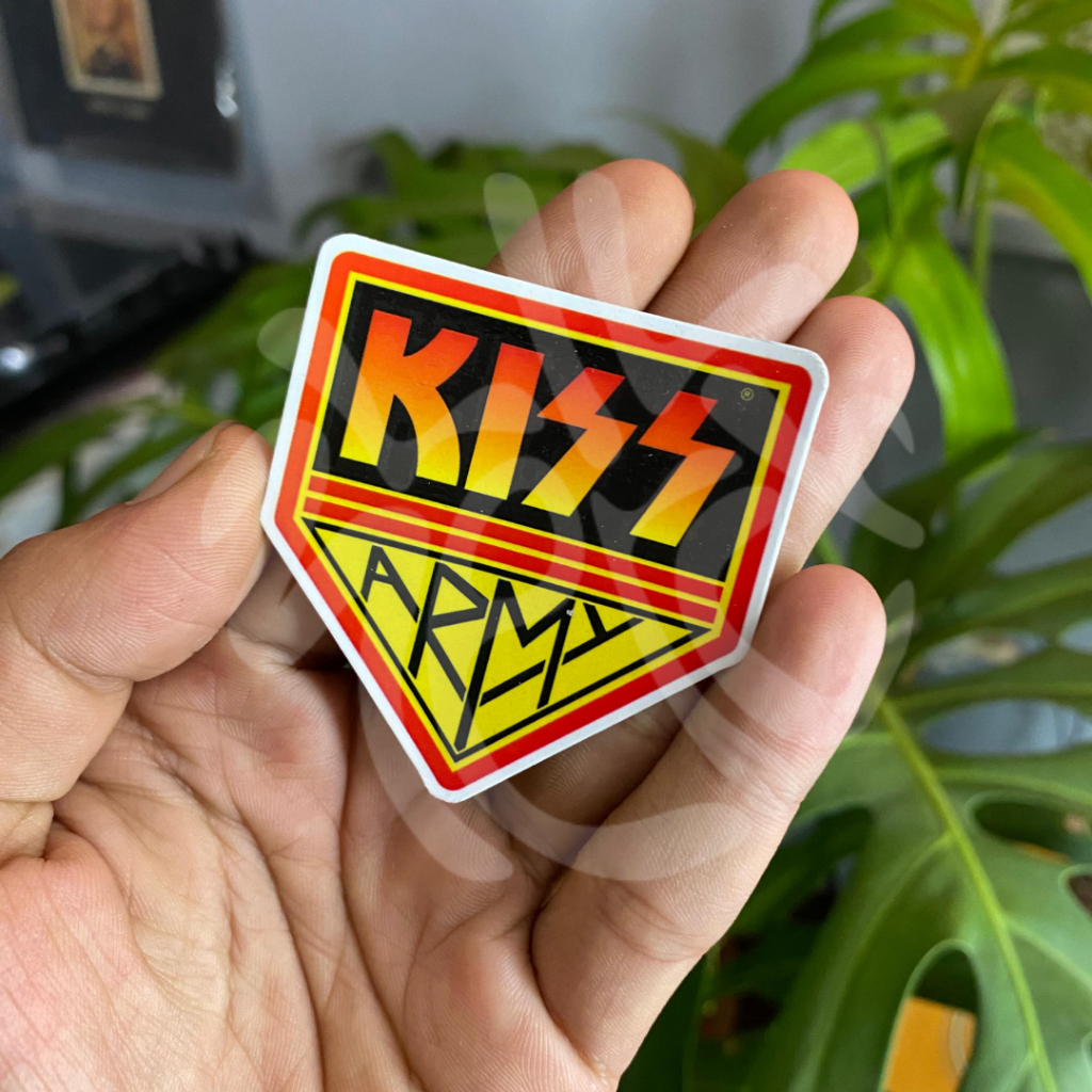 

stiker kiss / sticker / aesthetic sticker / sticker tumblr / aesthetic sticker / stiker hp / stiker laptop / stiker helm / stiker satuan / stiker tahan air / sticker pack