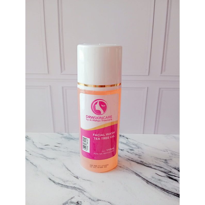 FACIAL WASH TEA TREE OIL