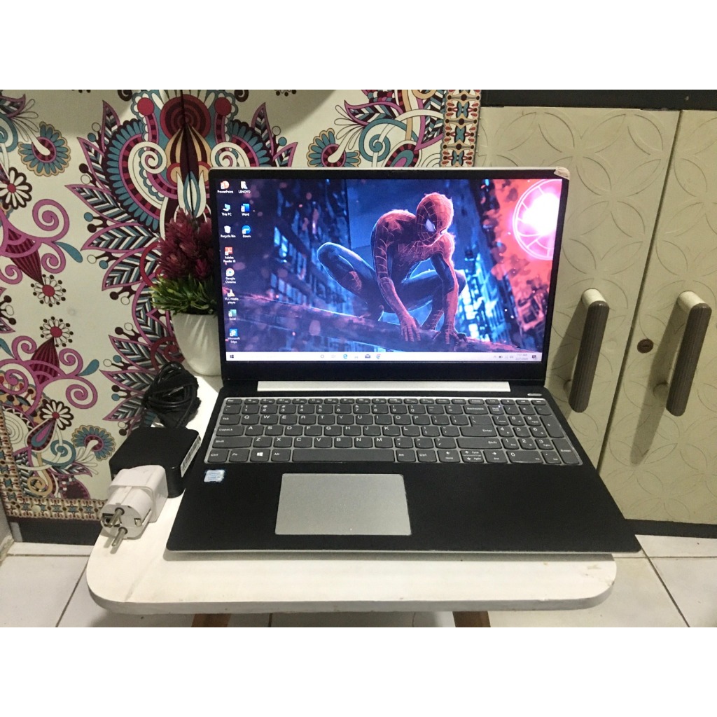Laptop Lenovo Ideapad 330 81F5 Core i5 8250U Ram 8GB 256GB Mulus Murah