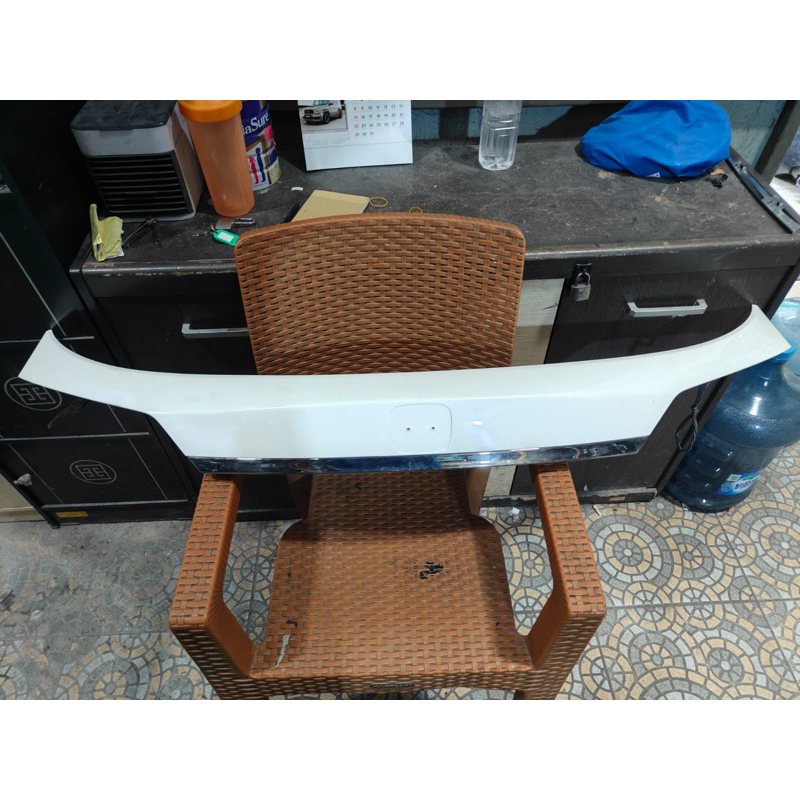 Garnish pintu bagasi HRV 2018 / Garnish pintu bagasi HRV 2017 / Garnish pintu bagasi HRV 2016 / Garn