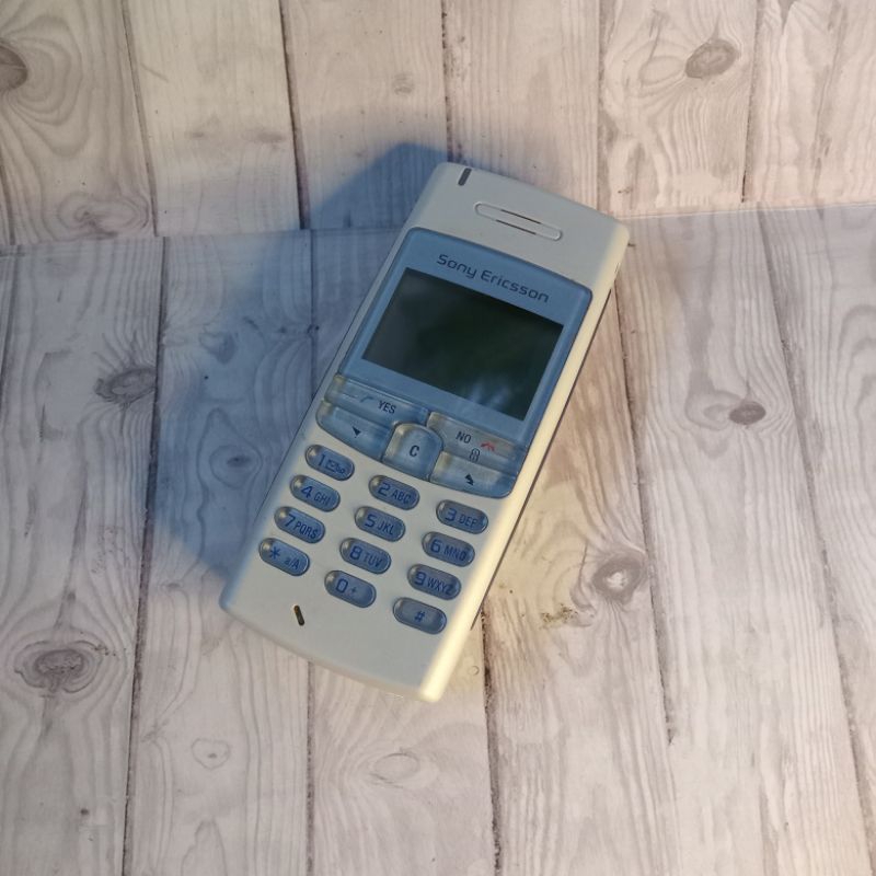 Handphone Jadul Sony Ericsson T100 Second Minus Batre