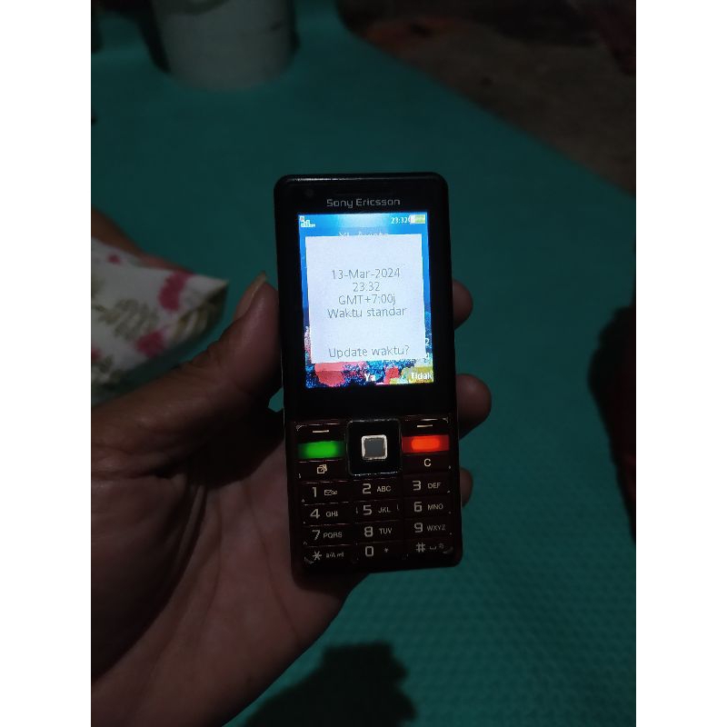 sony ericsson j105i naite