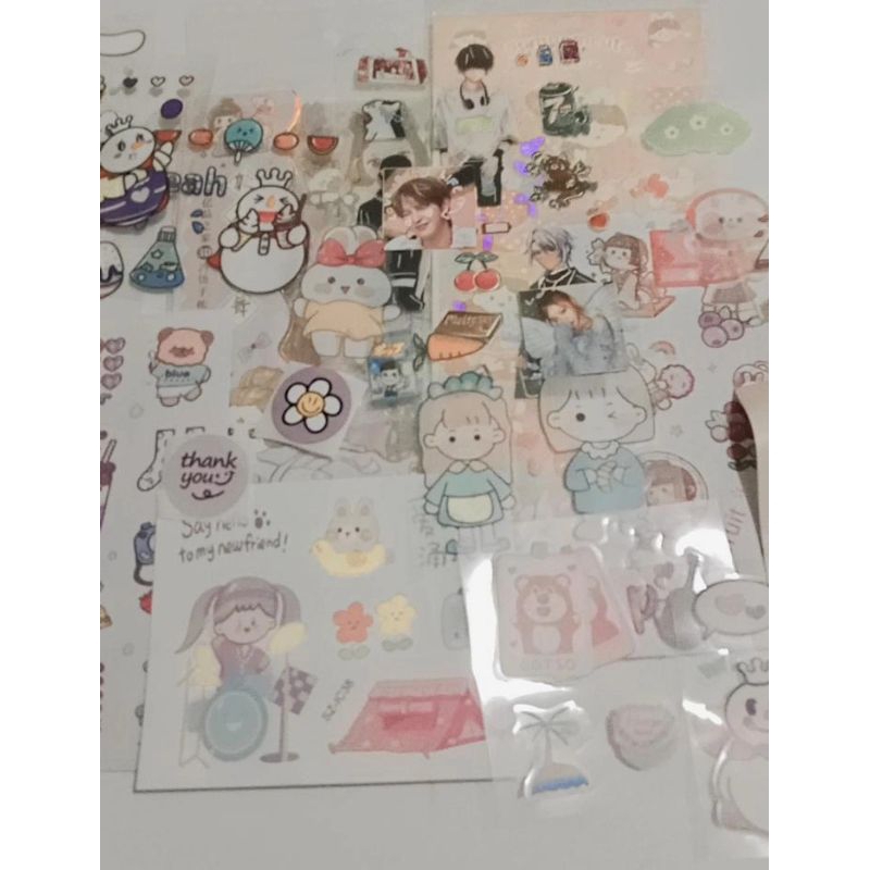 

Mistery box stiker random