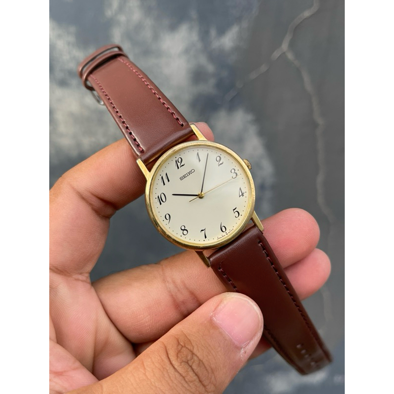 Jam Tangan Pria Seiko Quartz 5P31 8000 Japan Vintage Original