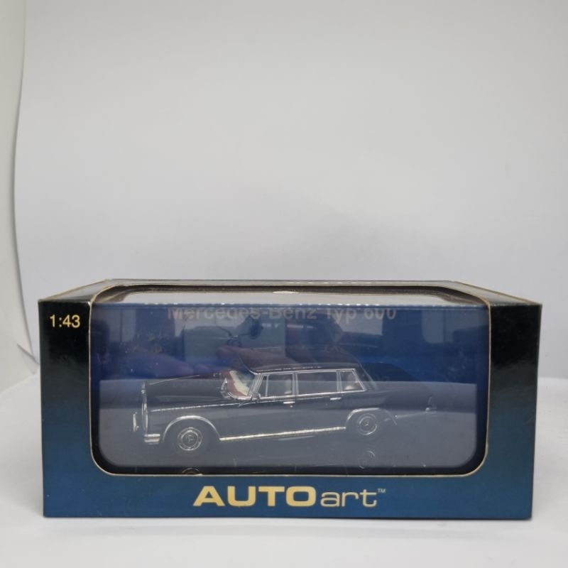 Diecast AUTOART 1/43 Mercedes Benz type 600 SWB